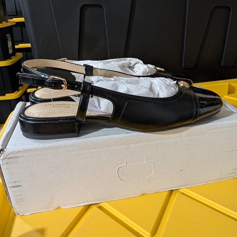 New Liz Claiborne Pamprick Black Slingback Flats Patent Cap Toe Wide 6W